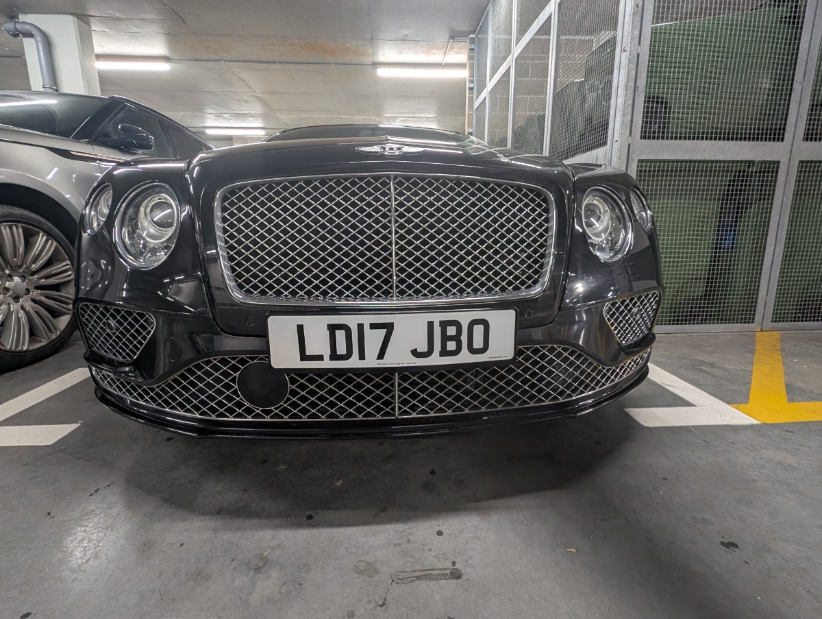 2017 Bentley Continental Gt Image 1